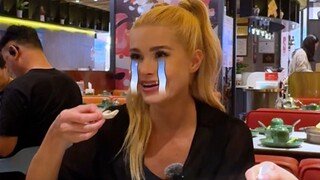 โชคดีสุดๆ คืนนี้จะกินไก่กะทิที่เซินเจิ้น🥥 มะพร้าวกับไก่เป็นสองเมนูโปรดของฉันเลย! พอได้ยินว่าจีนมีไก่