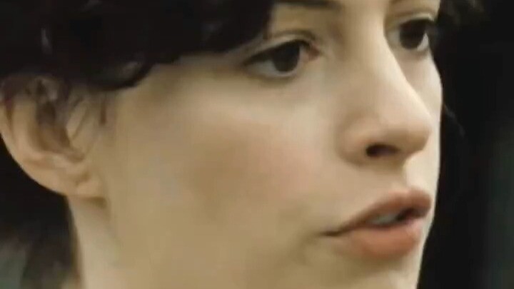 "يمكنك أن تسعى وراء الحب الحقيقي، لكن المال ضروري جدًا." #فيلم #أن نصبح جين أوستن #حب #محادثة إنجليز