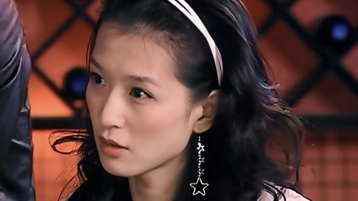 Uyển Du/ / Công chúa sẽ không vì tình yêu mà tự giam mình trong bốn bức tường.