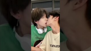 bl couple kiss 🙊💗 #xuhuong #fypシ #gay #foryou #xyzbca #couple #douyin #viral #boylove #shorts #bl