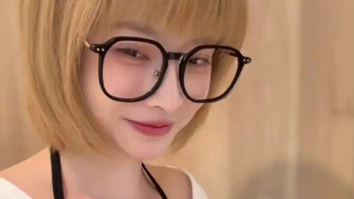 Yêu đương mà đem ra đùa à? Vậy yêu để làm gì!