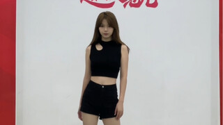 วิดีโอการสัมภาษณ์นางแบบทั้งหมด ทุกคนช่วยแนะนำหน่อยนะคะ