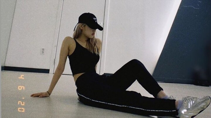 تشوي يونا | التاريخ الكامل لتطور رقصة كور كوكو للفرق الغنائية (2018-2022)