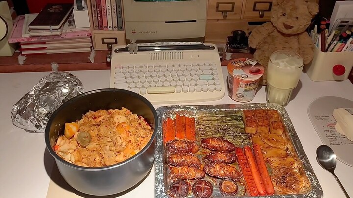 Pom Bensin Tengah Malam