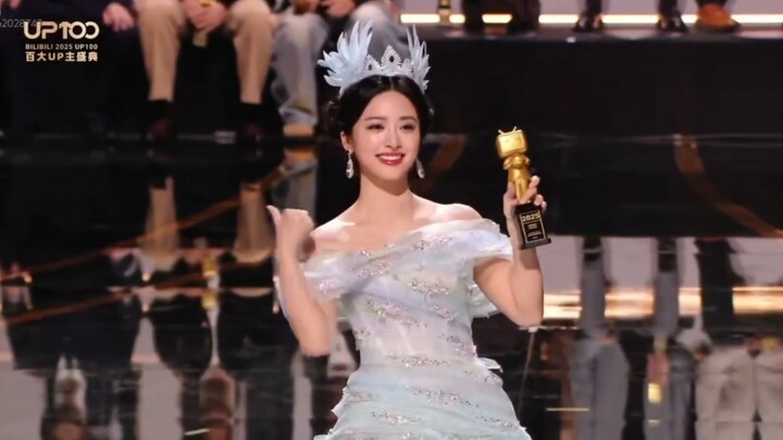 Mari kita ucapkan selamat kepada top 100 content creator Shen Yue!!!!