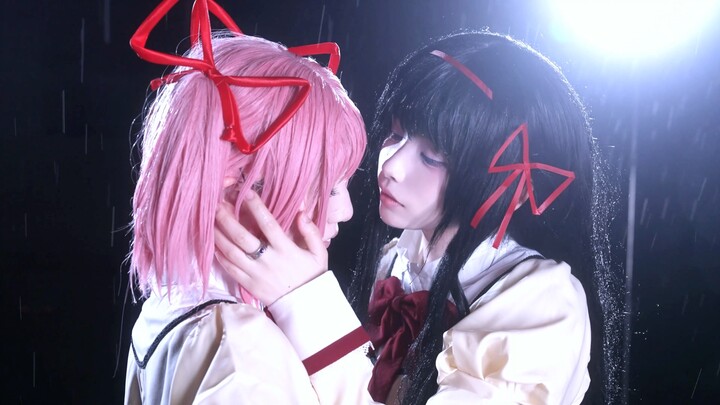 มีคนออกไปถ่ายคอสเพลย์กลางพายุจริงๆ เหรอ