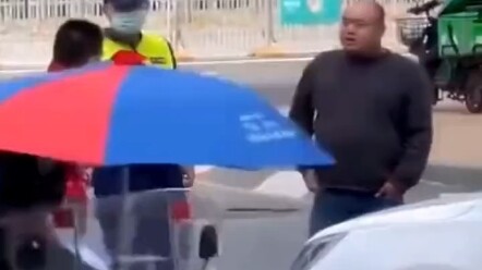 Memang siapa yang mulai duluan, dialah yang kalah