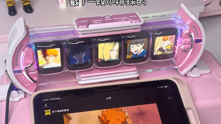 Layar lepas yang cocok untuk ngecas banyak perangkat sekaligus—kalau dibawa ke acara cosplay, bakal 