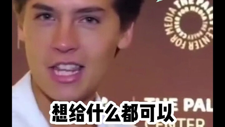 Nam diễn viên thật chân thành... nhưng nếu ở làng giải trí Trung Quốc chắc chắn sẽ bị cư dân mạng cô