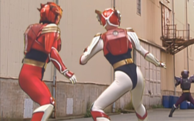 Aries’ legs are white!