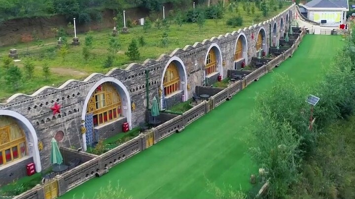 Huyện Xiji trong bộ phim truyền hình ăn khách Mountains and Seas trông như thế này bây giờ