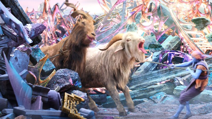 Thor 4: Dua domba ini menyumbang setengah dari tawaku