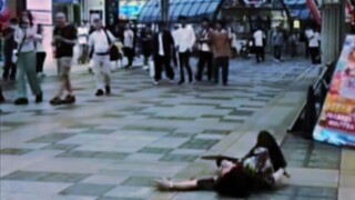 Yuji Itadori collapsed at the evacuation site after the Shibuya incident, blaming himself for surviv