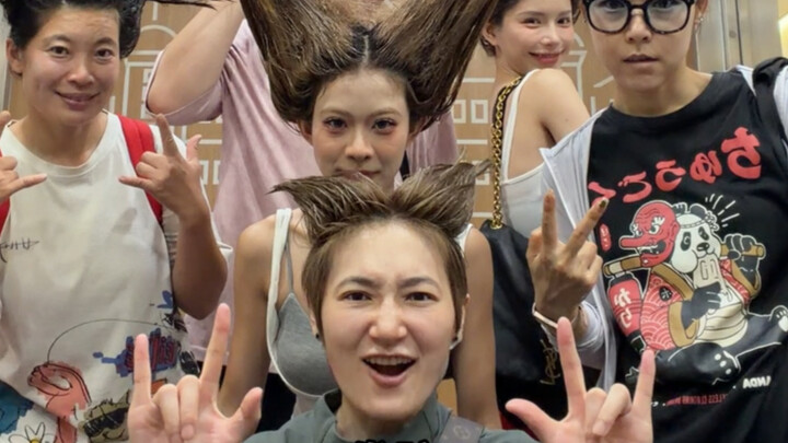 เพื่อนสนิทก็ต้องร่วมหัวจมท้ายด้วยกันสิ