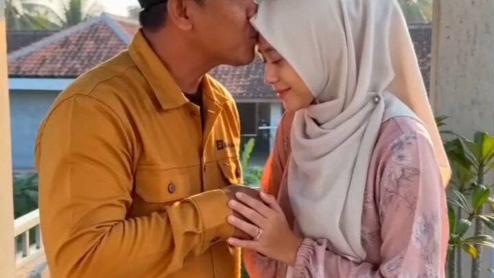 DOAKAN SUAMIMU AGAR LANCAR REJEKINYA