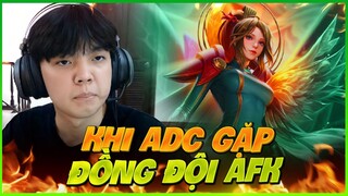 Đây Là Cách Xử Lý Của ADC Khi Gặp Đồng Đội AFK