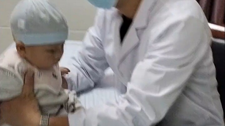 Half-Year Checkup for Human Babies