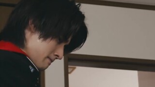 A special effects hero who is both the screenwriter and the protagonist! Do you also want to unleash