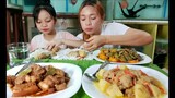 FILIPINO FOOD/ADOBONG BABOY,CHICKEN CURRY AT PAKBET