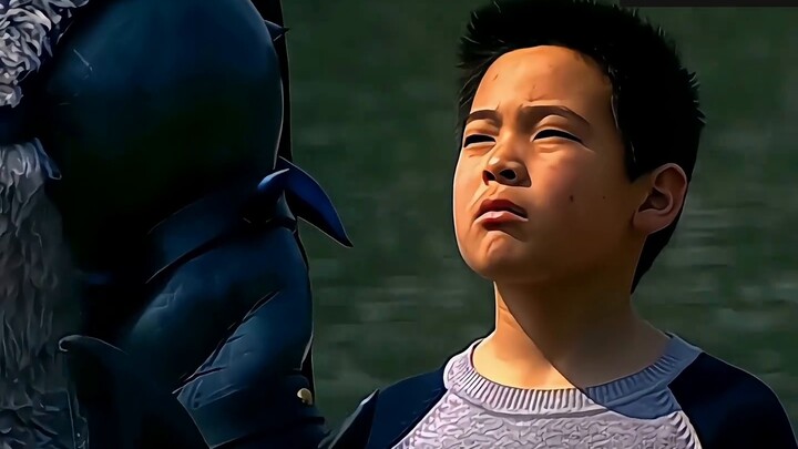 In the first Armor Hero drama, how many times did Xiang Yang summon the Emperor Armor?