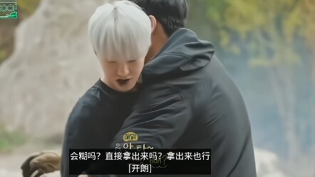 حتى توتو تأثرت بجمال ورقة رونغرون، أليس كذلك؟!