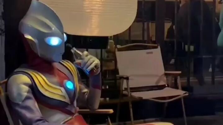 ternyata melawan monster jauh kebih mudah daripada melawan kesepian