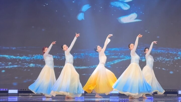 The atmosphere of "Ruo Meng" is so beautiful that I am dying