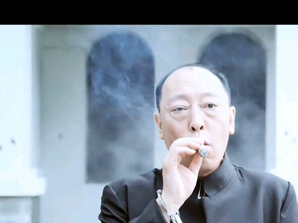 This is the most arrogant mafia boss I’ve ever seen.