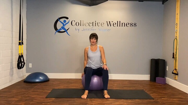 5 minutes Yoga Ball Stretch