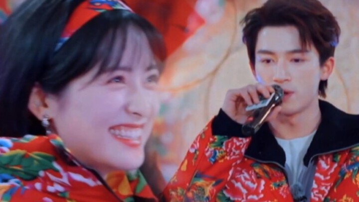 เธอถึงกับน้ำตาคลอ มีใครบ้างที่จะปฏิเสธความรักของพี่ชายได้【เสิ่นเยว่♡หวังซิงเย่ว์】