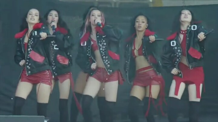 Red-clad battle goddess KATSEYE takes the stage at Lollapalooza, delivering an electrifying performa