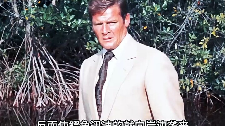 Pria ditipu oleh sahabatnya untuk diberi makan buaya