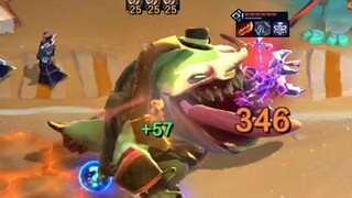 巨像：‘塔姆，这巨像你来当！’