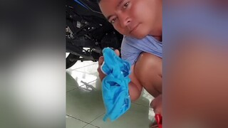 nó chảnh lắm ... phải mặc đồ đẹp điệu điệu mới chịu ❤❤❤pet pets cún cúncon thúcưng chó chó_cưng