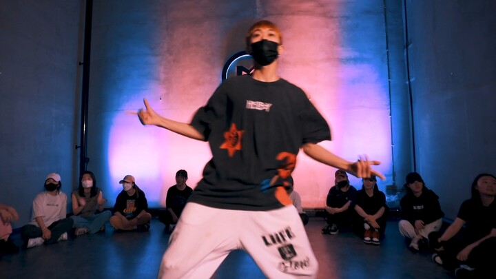 【遇见舞蹈】老师:zayi 音乐:more 爆发力十足的swag编舞，真的超炸——热爱是最大的天赋