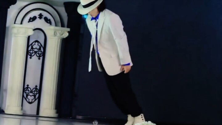What’s it like to dance to MJ at your own wedding?