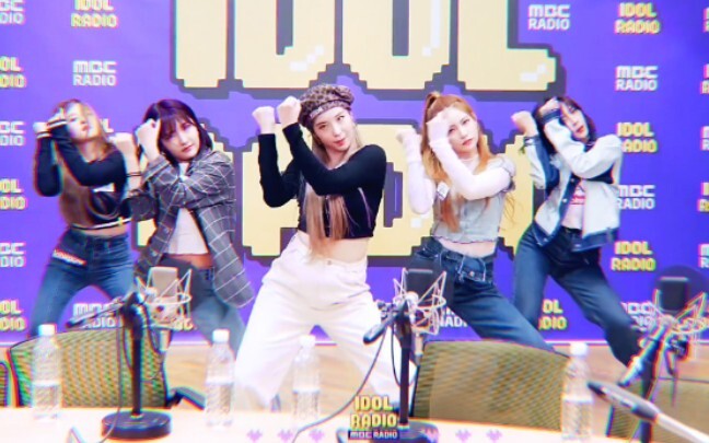 【الإجابة】200410 تم الكشف عن أغلفة الرقص الجماعي للذكور والإناث في IDOL RADIO!