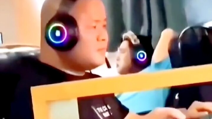 ใครจะคิดว่าเทคนิคจากเกม Just Dance ในสมัยนั้นจะถูกนำมาใช้ที่นี่ด้วย!