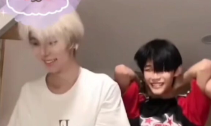 ควานซู เมิ่งอี้ชางเชิญคนอื่นเข้าร่วมกองทัพหนูคุก หลังจากเพิ่มเสร็จก็เปิดอิมพาร์ตเฉลิมฉลองทันที