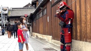 SAMURAI VIOLIN PRANK in JAPAN / #15 Demon Slayer