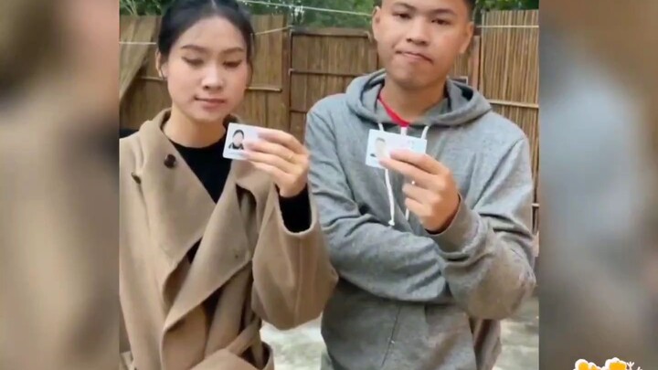 ด้านหลังมีจุดหักมุม!!