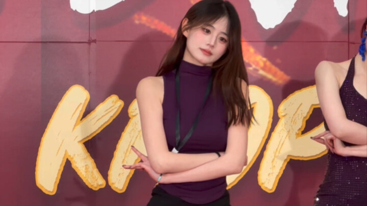 【Aku Cinta Kamu】Sudah Pakai Lagi Sepatu Hak Tinggi Kesayangan