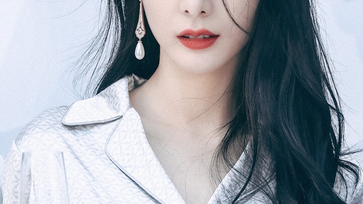 High-Class Face! This Is Pure Hong Kong–Style Beauty!