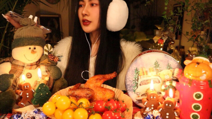 It’s Christmas Eve again. I just hope everyone is safe and healthy.