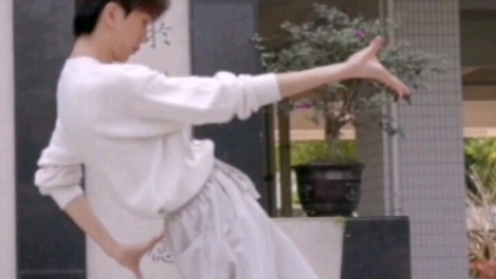 Ketika siswa SMA biasa pertama kali mengenal tari Dai