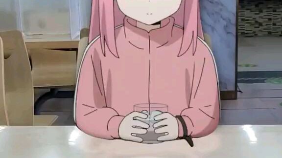 POV LU PUNYA PACAR INTROVERT.