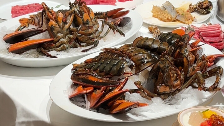 Bắc Kinh? Buffet mở cá ngừ bao nhiêu cũng được! Tôm hùm Boston ăn thả ga không giới hạn!