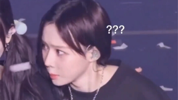 The bewildered reactions of Liu Zhimin suddenly hugging Jin Dongtian, and Ning Yizhuo suddenly huggi