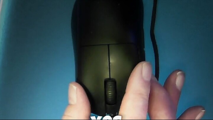 My Mouse Is Backwards—On Purpose 😂 鼠标反着用？我是认真的！ | Aimless_Avenger