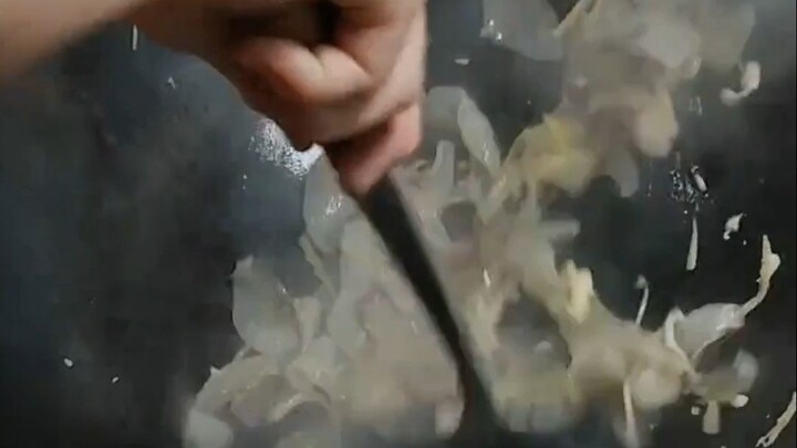 Parasite: You’ve got me so pumped that my combat power just doubled!